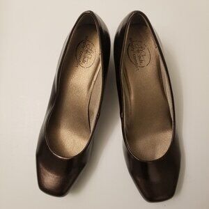 Life Stride Simply Comfort Brown, Bronze  Wedge   size 8